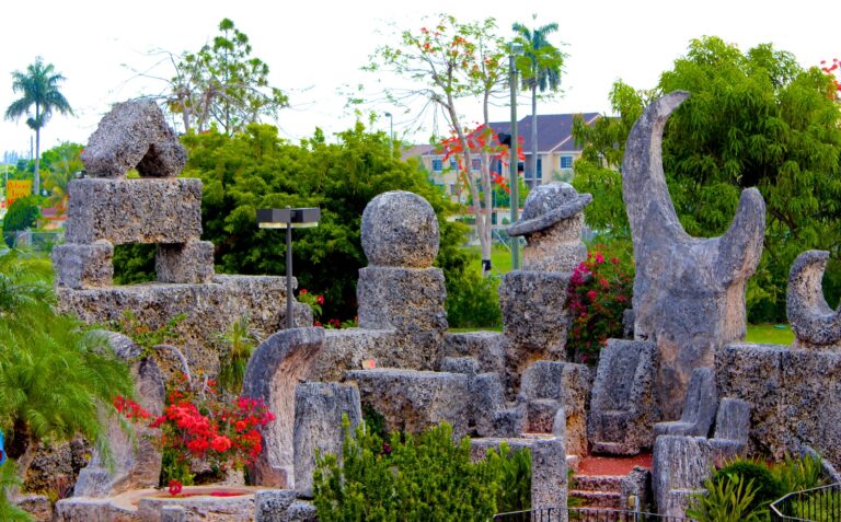 coral castle garden