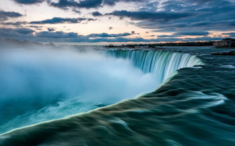 niagara falls canada