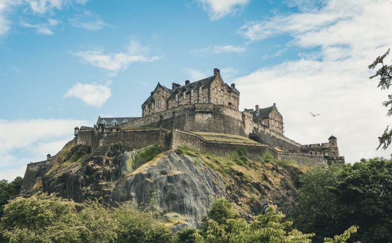 edinburgh castle scotland