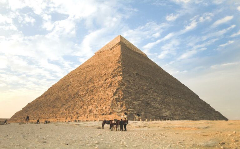 pyramids of giza