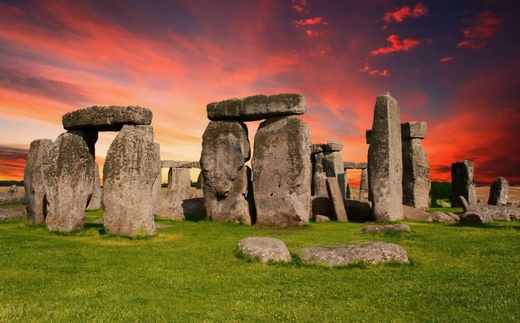 Stonehenge, England: A Traveler's Guide - Pin Adventures